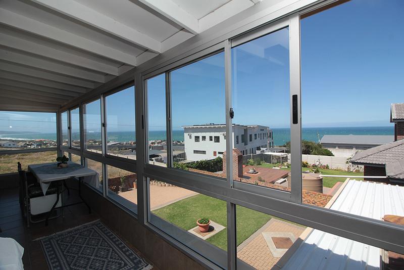 5 Bedroom Property for Sale in Tergniet Western Cape